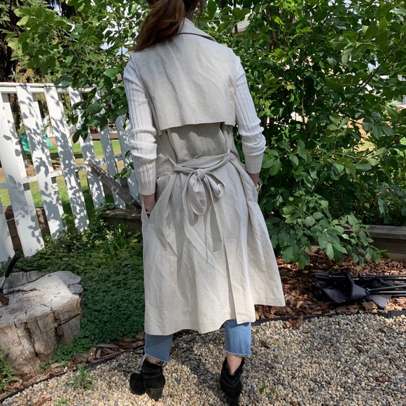 Massimo Dutti Linen Waistcoat - Picture 4 of 7